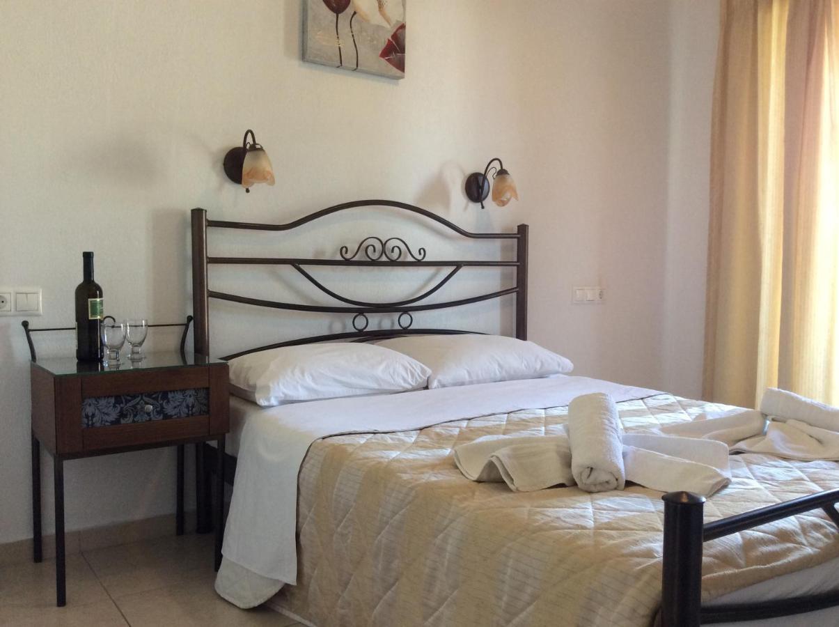 Nopi-zoi 2* Skiathos-stad